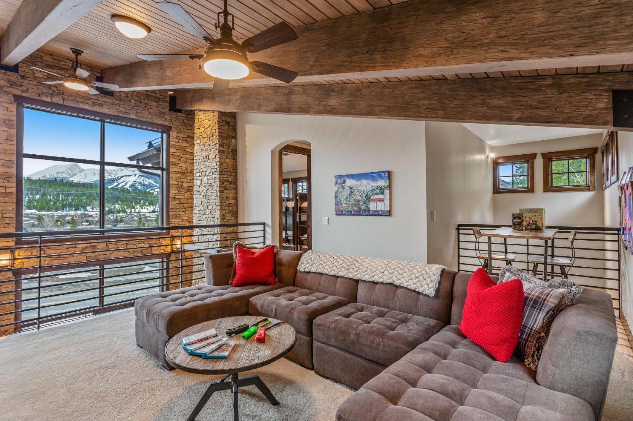 Panorama Of Entire Breck Resort, Steps From Free Shuttle, Unbeatable Patio And Amenities!! Breckenridge Exterior photo